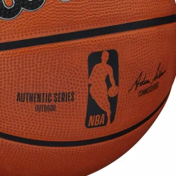 PALLONE DA BASKET WILSON NBA AUTHENTIC SERIES OUTDOOR BSKT