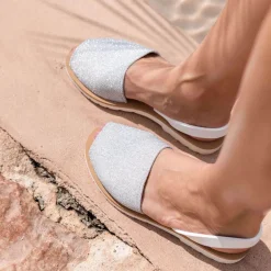 SANDALO MAHONITAS MAHON LUZ SILVER
