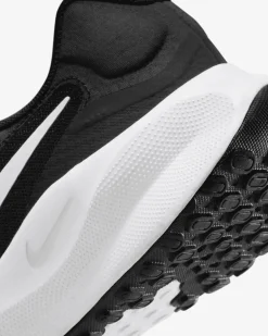 SCARPE DA RUNNING DA UOMO NIKE REVOLUTION 7 100