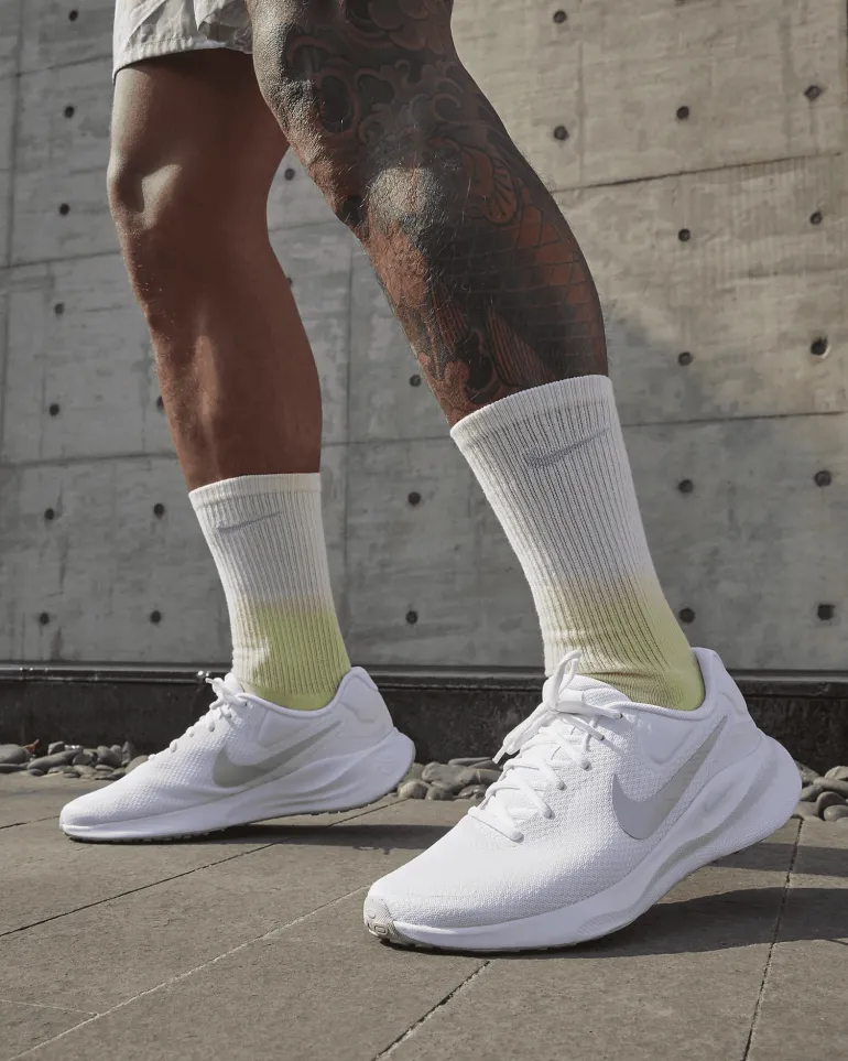 SCARPE DA RUNNING DA UOMO NIKE REVOLUTION 7 001