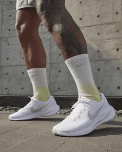 SCARPE DA RUNNING DA UOMO NIKE REVOLUTION 7 100