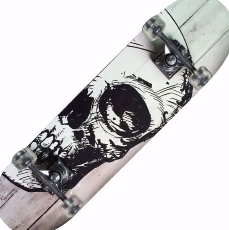 SKATEBOARD TRIBE PRO WHITE SKULL